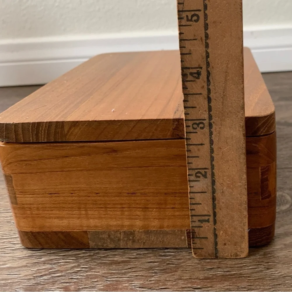 Wooden box